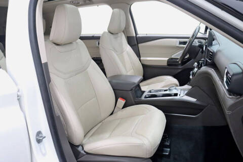 2022 Ford Explorer Platinum