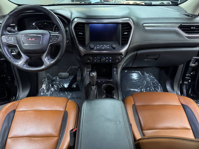 2017 GMC Acadia SLT-1