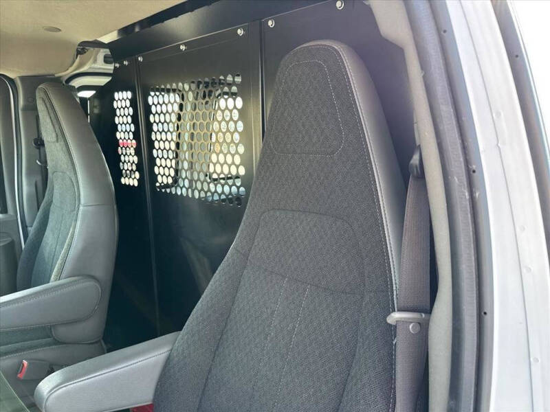 2024 GMC Savana 2500
