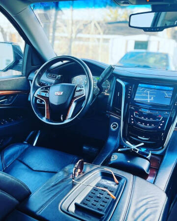 2015 Cadillac Escalade Luxury