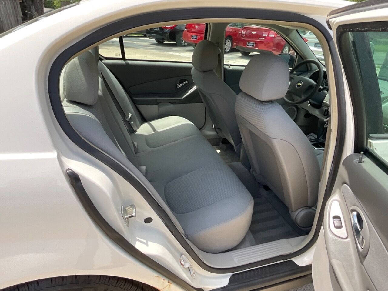 2007 Chevrolet Malibu for sale at Auto Connection in Waterloo, IA