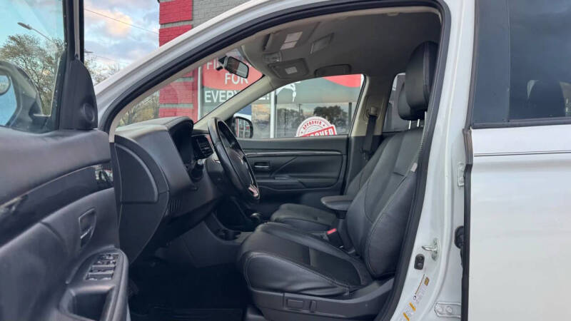 2016 Mitsubishi Outlander