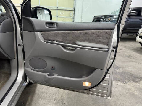 2007 Toyota Sienna CE 7-Passenger