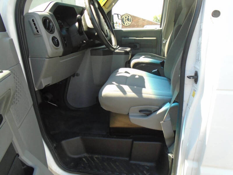 2014 Ford E-Series E-250