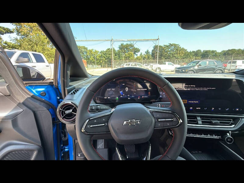 2025 Chevrolet Equinox EV RS