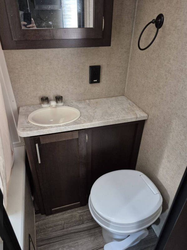 2018 Cherokee Grey Wolf