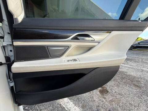 2016 BMW 7 Series 740i