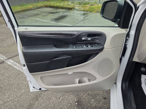 2018 Dodge Grand Caravan SE