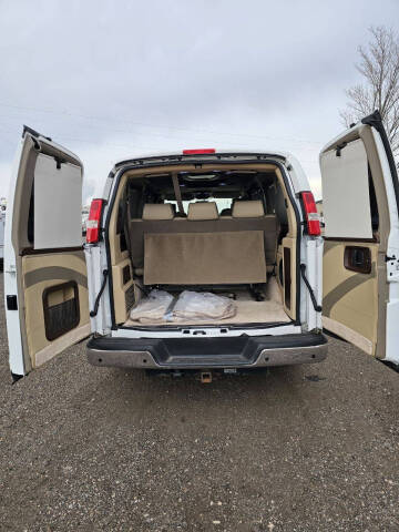 2013 Chevrolet Express Van 1500