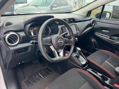 2025 Nissan Versa SR