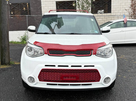 2014 Kia Soul +