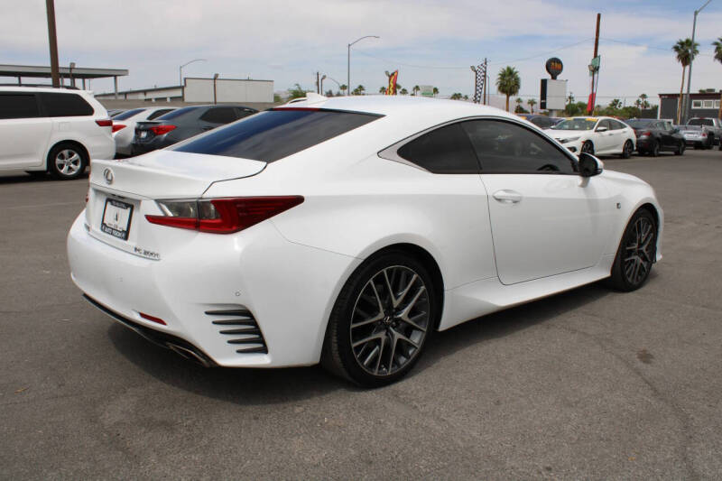 2017 Lexus RC 200t
