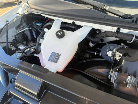 2023 GMC Savana 2500