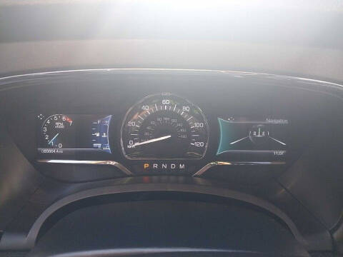 2017 Lincoln Navigator Select