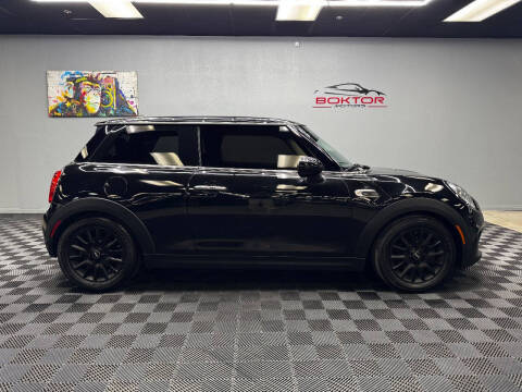 2018 MINI Hardtop 2 Door Cooper