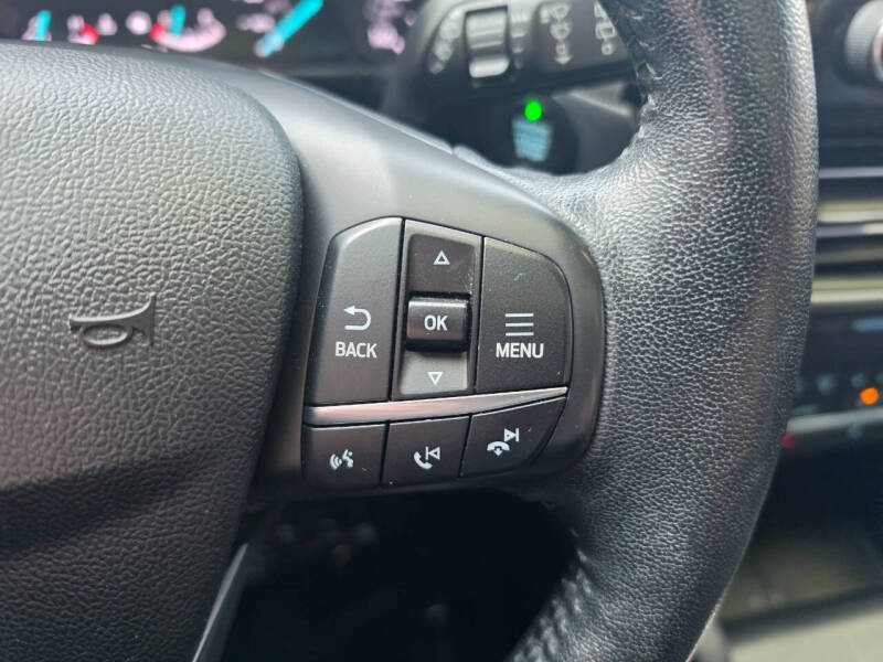 2020 Ford Escape SEL