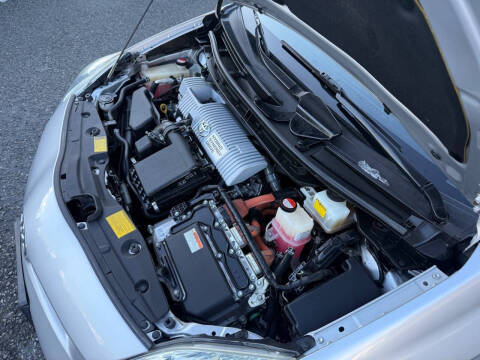 2014 Toyota Prius Three