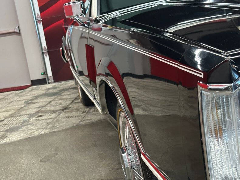 1981 Lincoln Mark VI