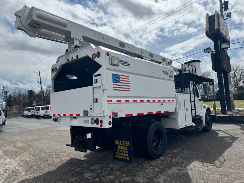 2012 Freightliner M2 106