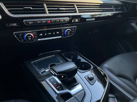 2017 Audi Q7 3.0T quattro Prestige