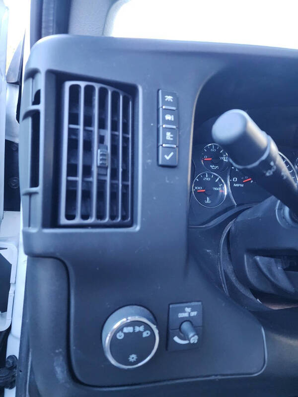 2023 Chevrolet Express 3500