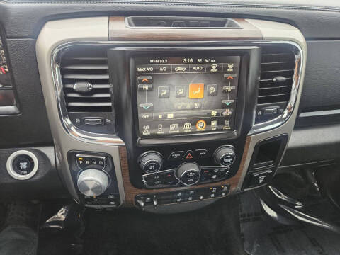 2017 RAM 1500 Laramie