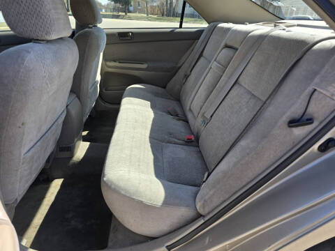 2003 Toyota Camry LE