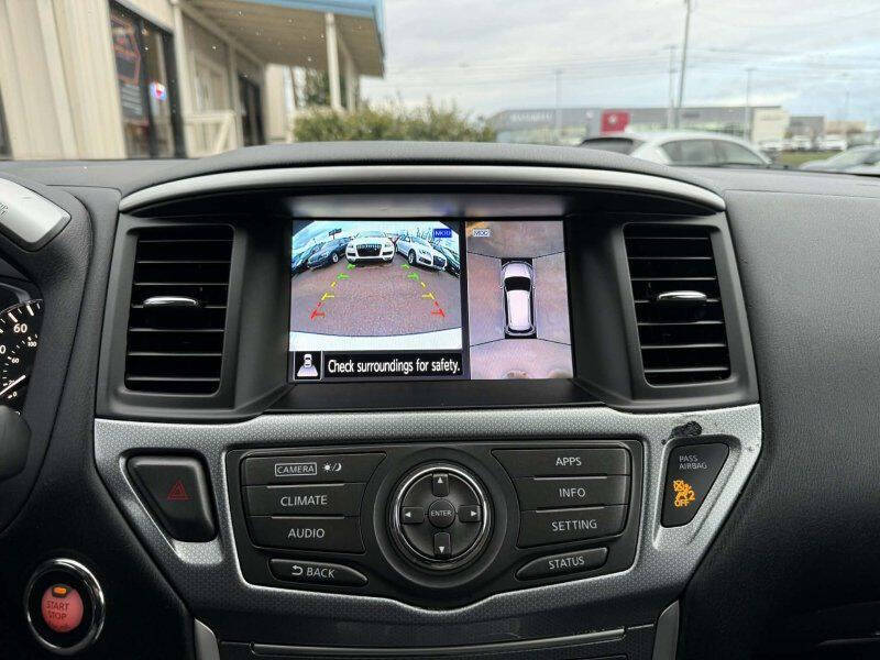 2017 Nissan Pathfinder