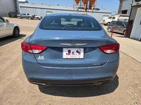 2015 Chrysler 200 S