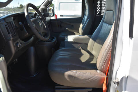 2017 Chevrolet Express 2500