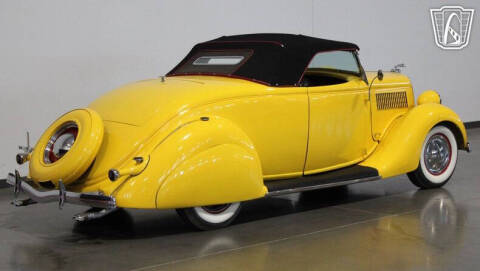 1935 Ford Deluxe