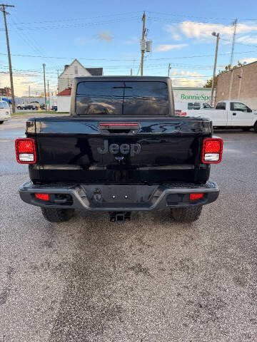 2021 Jeep Gladiator Sport S