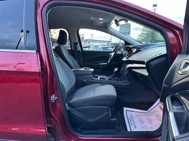 2019 Ford Escape SE