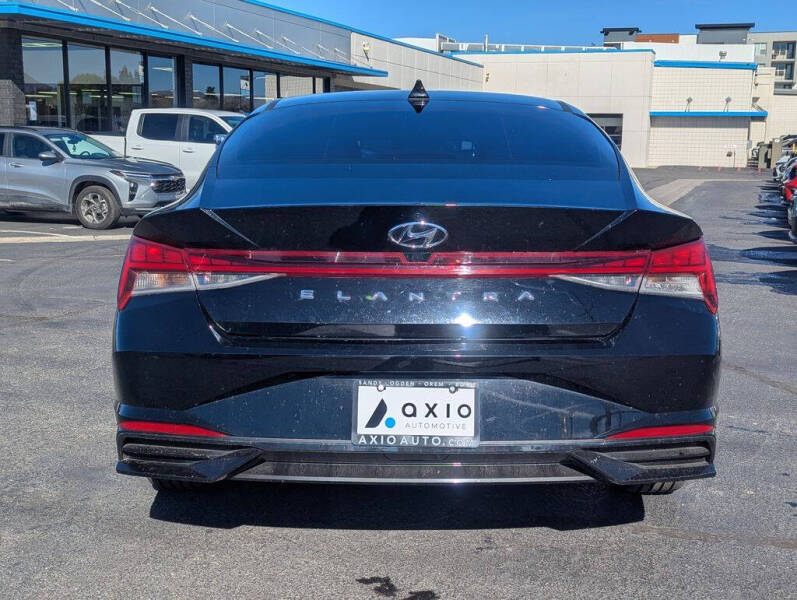 2022 Hyundai Elantra