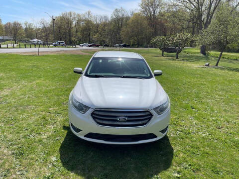2014 Ford Taurus SEL