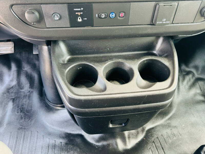 2018 Chevrolet Express 3500