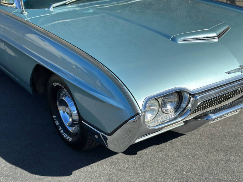 1963 Ford Thunderbird