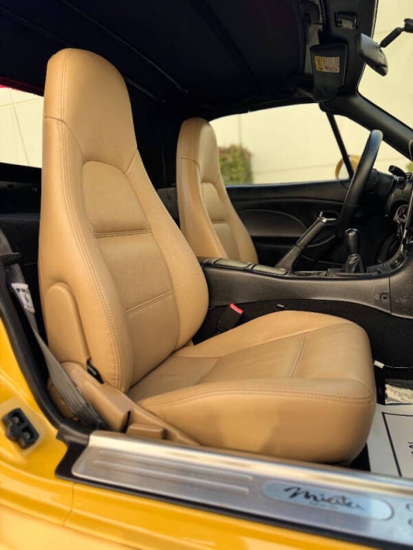2002 Mazda MX-5 Miata