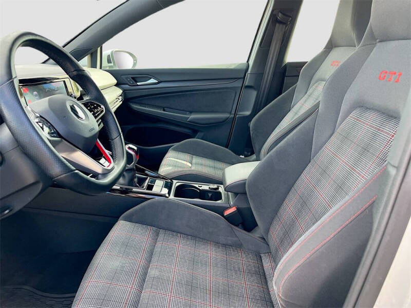 2023 Volkswagen Golf GTI S