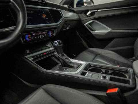 2021 Audi Q3 quattro S line Premium 45 TFSI