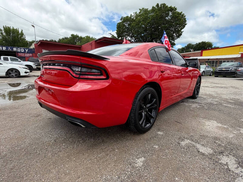 2016 Dodge Charger SXT