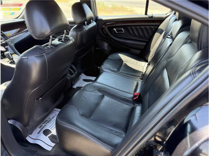 2017 Ford Taurus Limited