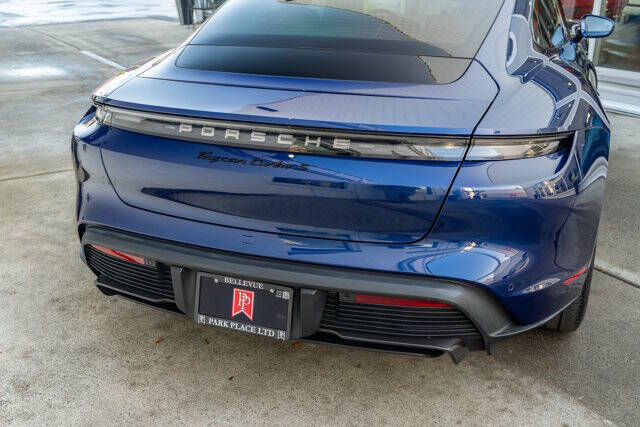 2020 Porsche Taycan 6