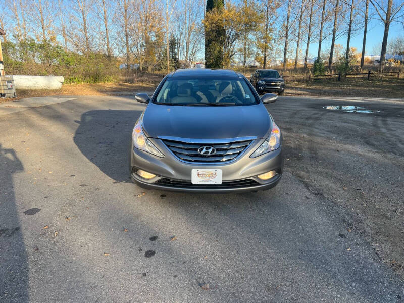 2012 Hyundai Sonata Limited photo 3