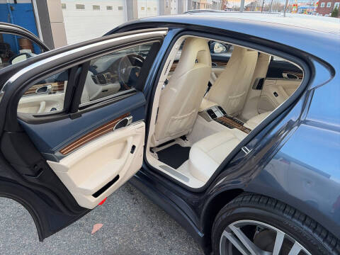 2012 Porsche Panamera 4S