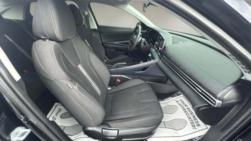 2022 Hyundai Elantra