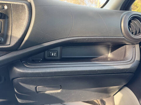 2014 Toyota Prius c Four