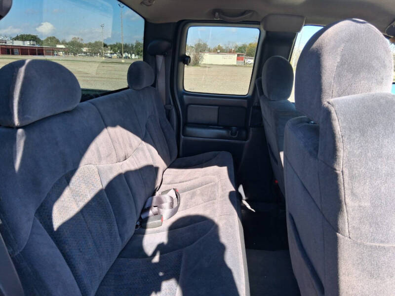 2002 Chevrolet Silverado 1500 LS