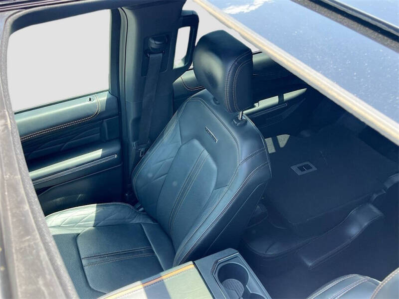 2022 Ford Expedition Platinum