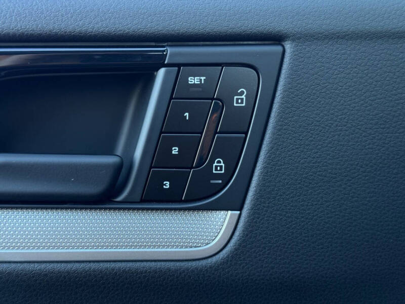 2024 Porsche Cayenne S